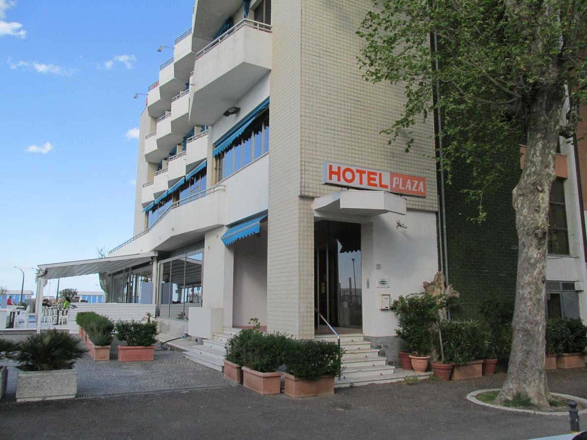 Hotel Plaza Fano Exterior photo